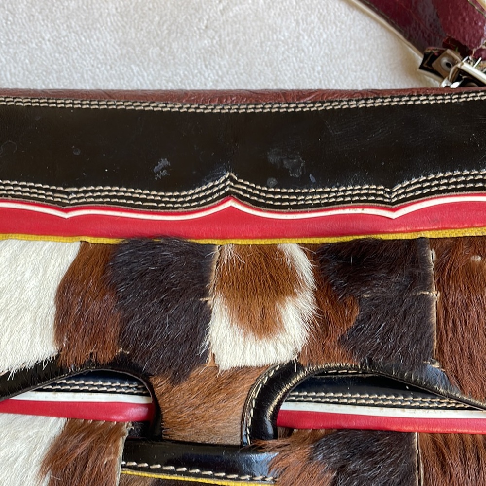 Unique Vintage Pony hair saddle bag. - Picture 4 of 13